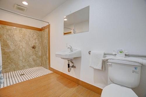 Salle de bains dans l'établissement Welcome Inn San Bernardino/ Colton