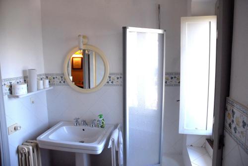 Koupelna v ubytování Podere San Giovanni