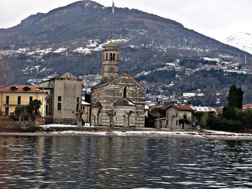 Φωτογραφία από το άλμπουμ του Ulivi on the Lake σε Dongo