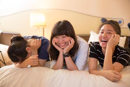 ホテルニューツルタの宿泊客
