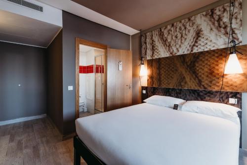Cama o camas de una habitación en Ibis Mohammedia