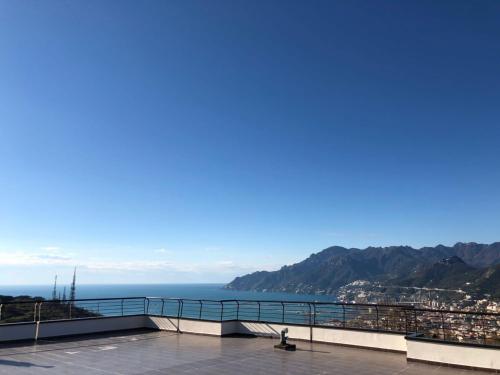 Gallery image of B&b Panoramica 33 in Salerno