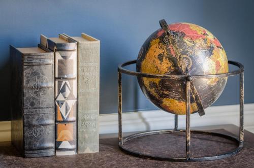Perpustakaan di hotel