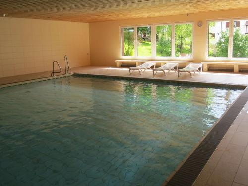 The swimming pool at or close to Ferienwohnung Masch