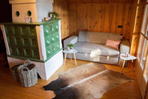 Un lugar para sentarse en Zirbenchalet Eggriedl