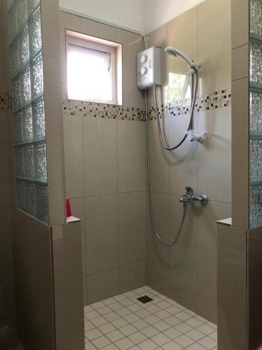Un baño de Kays Residence