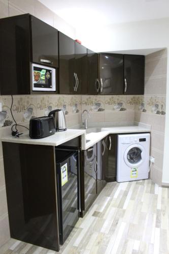 Dapur atau dapur kecil di Sama Hotel