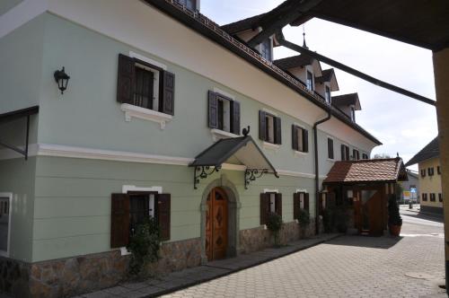 Budova, kde se bed and breakfast nachází