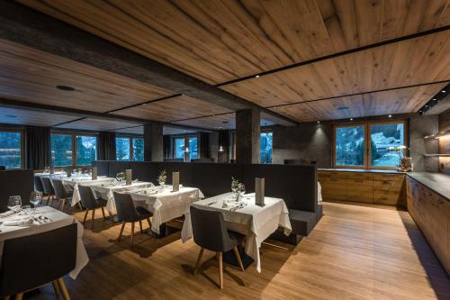 Restaurace v ubytování Hotel Arlara