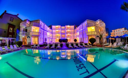 Sunset Village Apart Otel