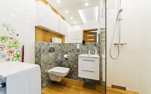 O baie la Apartamenty EverySky - Ogrodnicza 7-9