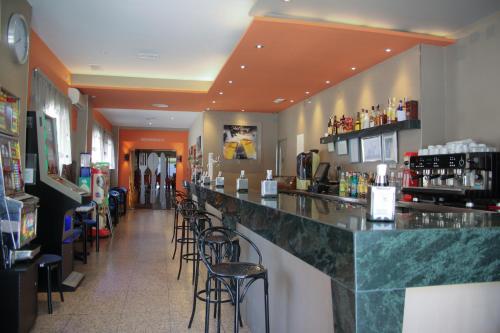 Lounge nebo bar v ubytování Hotel Torrezaf
