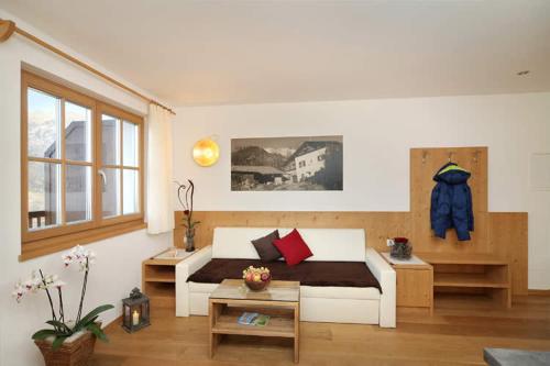 Schwarzplatterhof photo 2