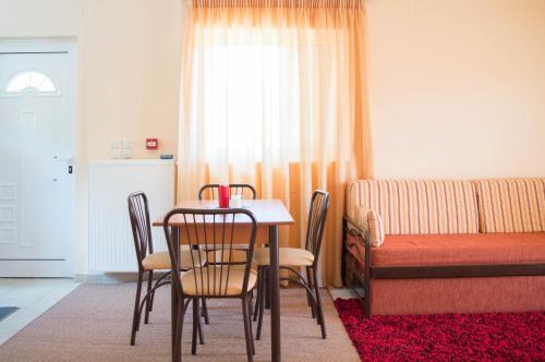 Dining area sa aparthotel