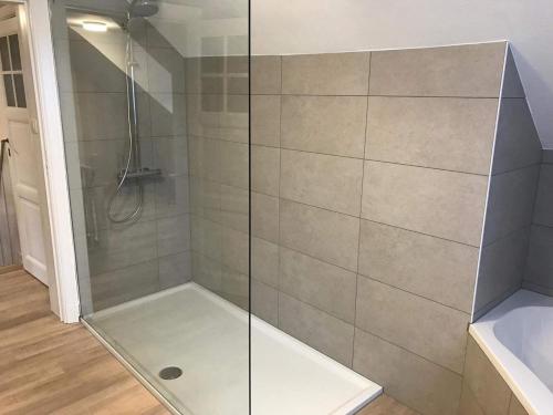 Bilik mandi di Villa Fernley