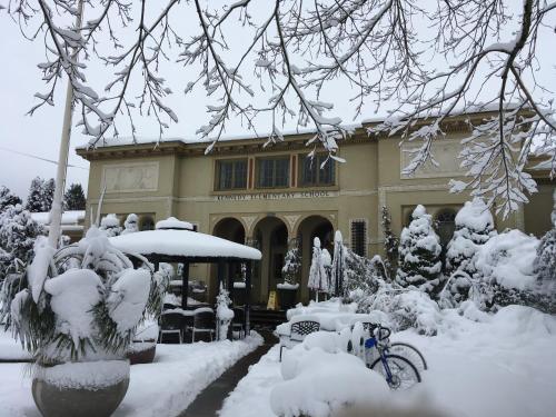 McMenamins Kennedy School im Winter