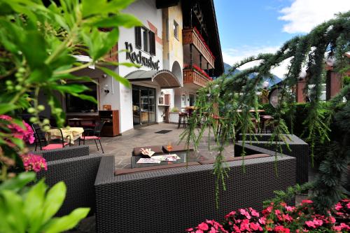 Afbeelding uit fotogalerij van Hotel Rochushof in Schenna