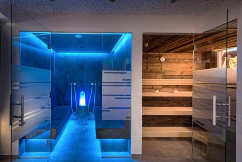 Ein Badezimmer in der Unterkunft Hartweger's Hotel