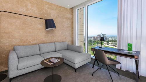 Posezení v ubytování Holiday Inn Algiers - Cheraga Tower by IHG