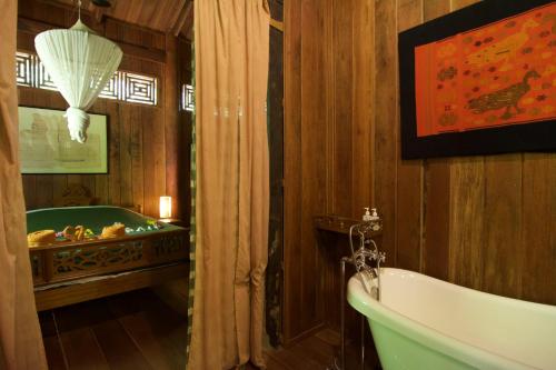 Koupelna v ubytování Soriyabori Villas Resort