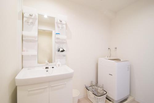 Gallery image of ETAVIA Yufuinekimae in Yufuin