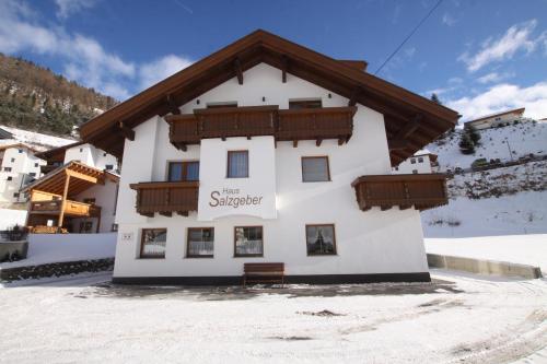 Appartementhaus Salzgeber en invierno