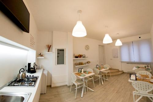 Кухня или мини-кухня в Lenotti Bed and Breakfast
