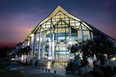 Bangunan di mana terletaknya apartmen