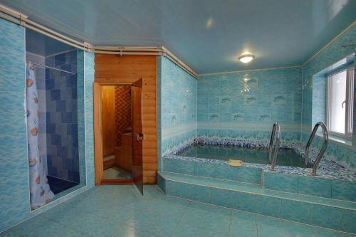 Et badeværelse på Greku Hotel