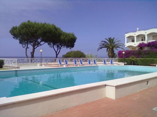 Foto dalla galleria di ISCHIA - PANORAMIC APARTMENT ON THE SEA a Ischia