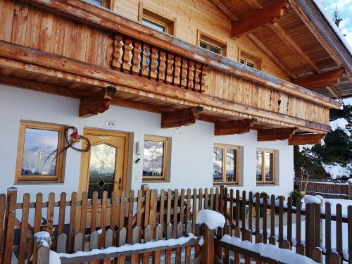 Fotografia z galérie ubytovania Ferienwohnung Point v destinácii Hainzenberg