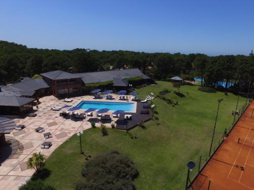 Swimmingpoolen hos eller tæt på Tennis Ranch Pinamar