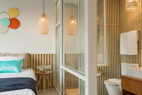 Koupelna v ubytování LaRio Hotel Krabi-SHA Extra Plus