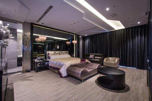 Ruang duduk di U-Her Hotel