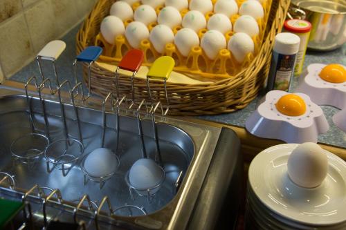 Pilihan sarapan tersedia untuk tetamu di Hotel Hirschen - Grindelwald