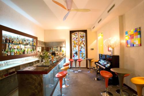 Gallery image of Le Windsor, Jungle Art Hotel in Nice