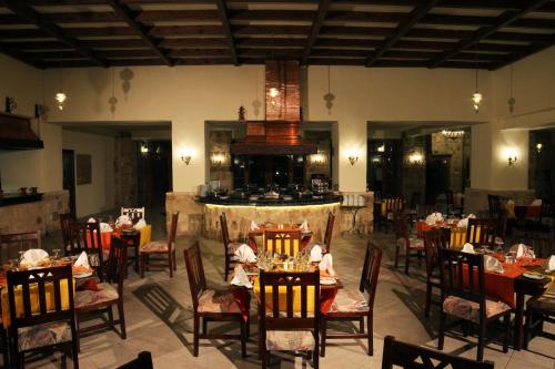 Nhà hàng/khu ăn uống khác tại The Old Village Hotel & Resort