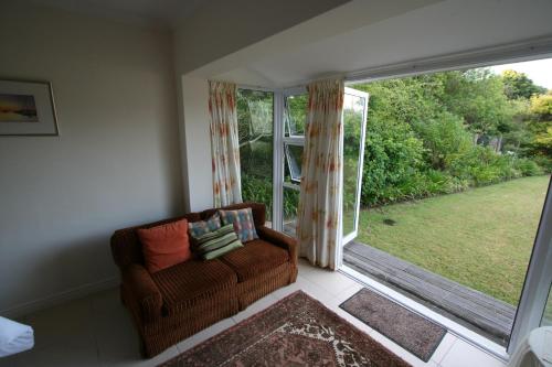 Taman di luar Home on Plato