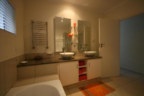 Gallery image of Home on Plato in Plettenberg Bay