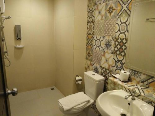 Un baño de Serene Residence