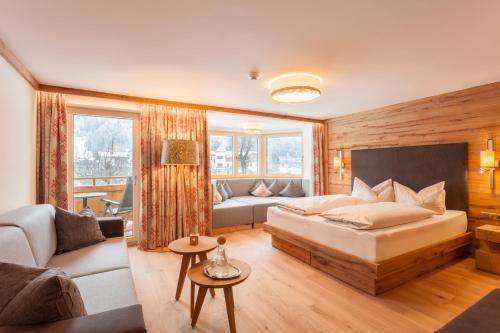 Postel nebo postele na pokoji v ubytování Ferienhotel Sonnenhof