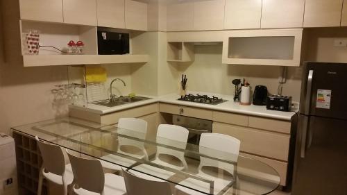 Una cocina o cocineta en Algarrobo, Laguna Bahía Espectacular