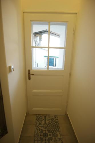 Zagreb Studio Apt No.2