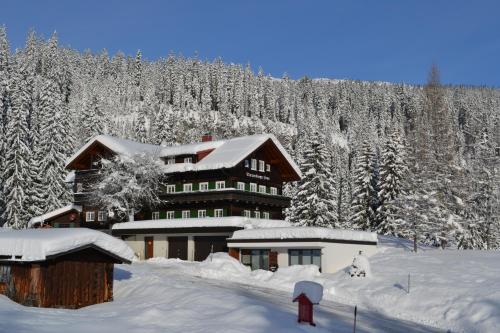 Wuerttemberger Haus - Hütte durante el invierno