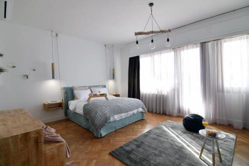 Grey Studios by Skg Apartments