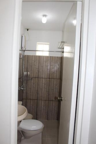 Ванная комната в # 15 Laguna Bel-Air Home in Sta Rosa by Red Door House Rental