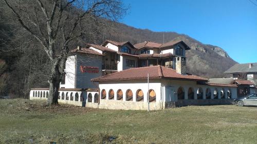 Gallery image of Family Hotel Virgin in Ribarica