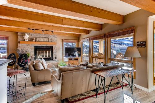 Gallery image of The Plaza Condominiums by Crested Butte Mountain Resort in Mount Crested Butte