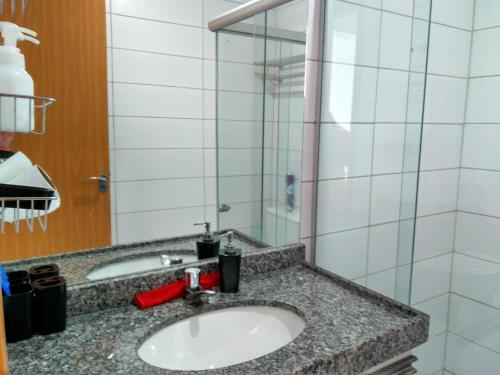 Koupelna v ubytování FLATS MONTE CASTELO GRAVATÁ - Com Wi-Fi