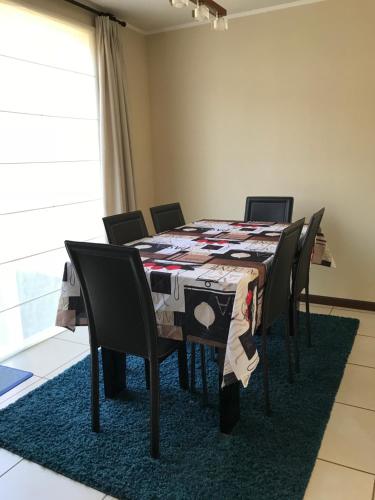 תמונה מהגלריה של Casa Los Robles בפוקון